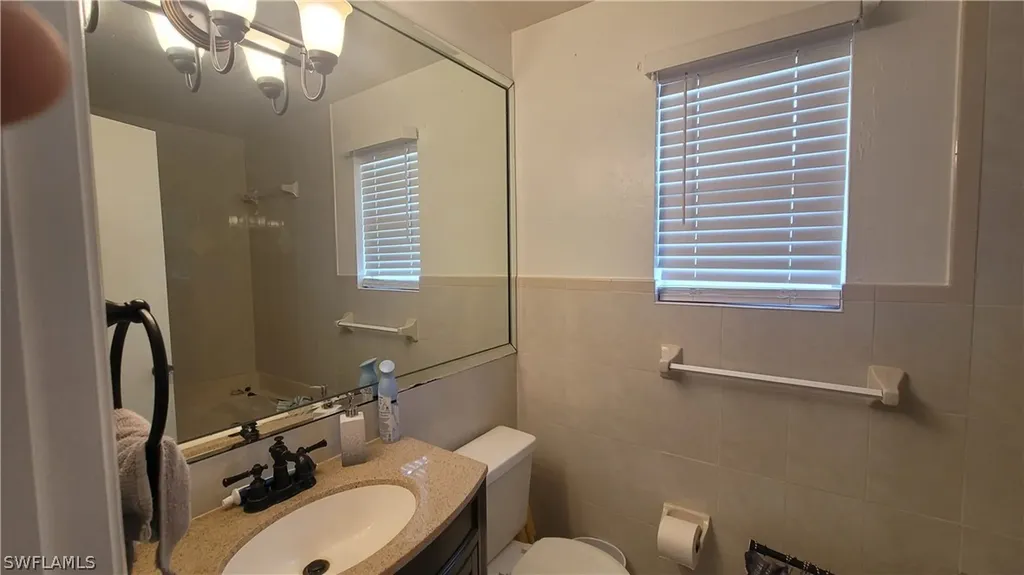 3711 10th Street SW Lehigh Acres FL 33976