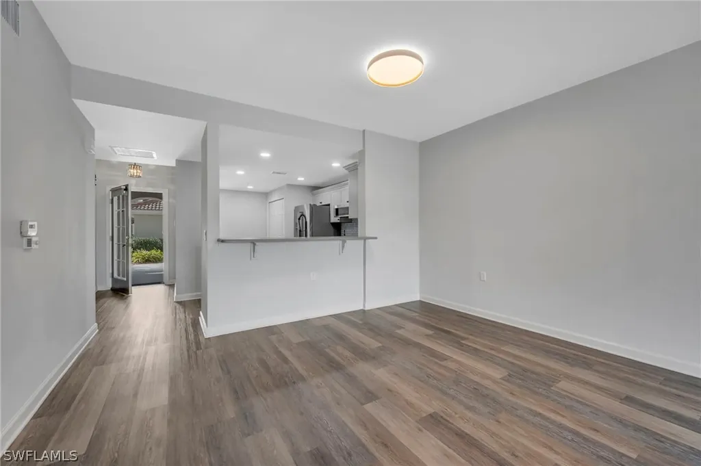 3029 Driftwood Way Naples FL 34109