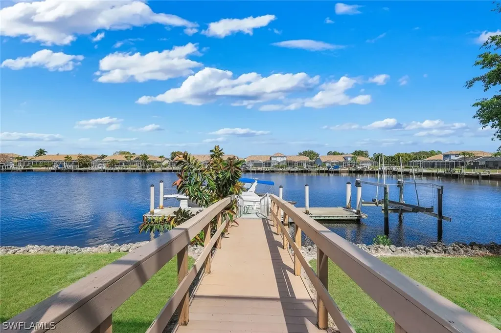 183 Sunset Cay Naples FL 34114