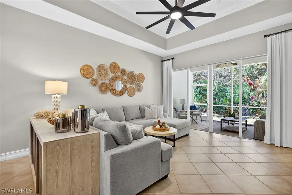 8180 Sanctuary Drive Naples FL 34104