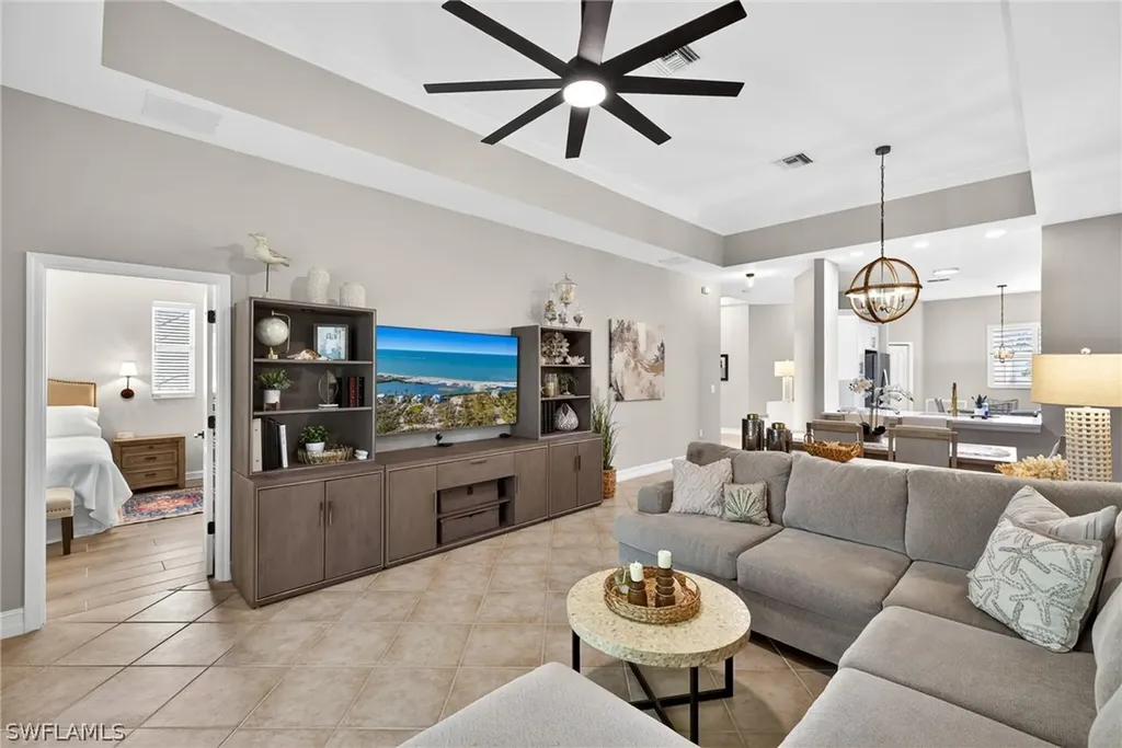 8180 Sanctuary Drive Naples FL 34104