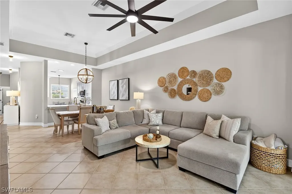 8180 Sanctuary Drive Naples FL 34104