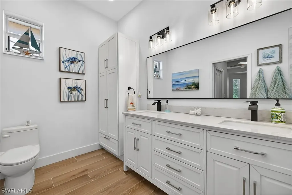 8180 Sanctuary Drive Naples FL 34104