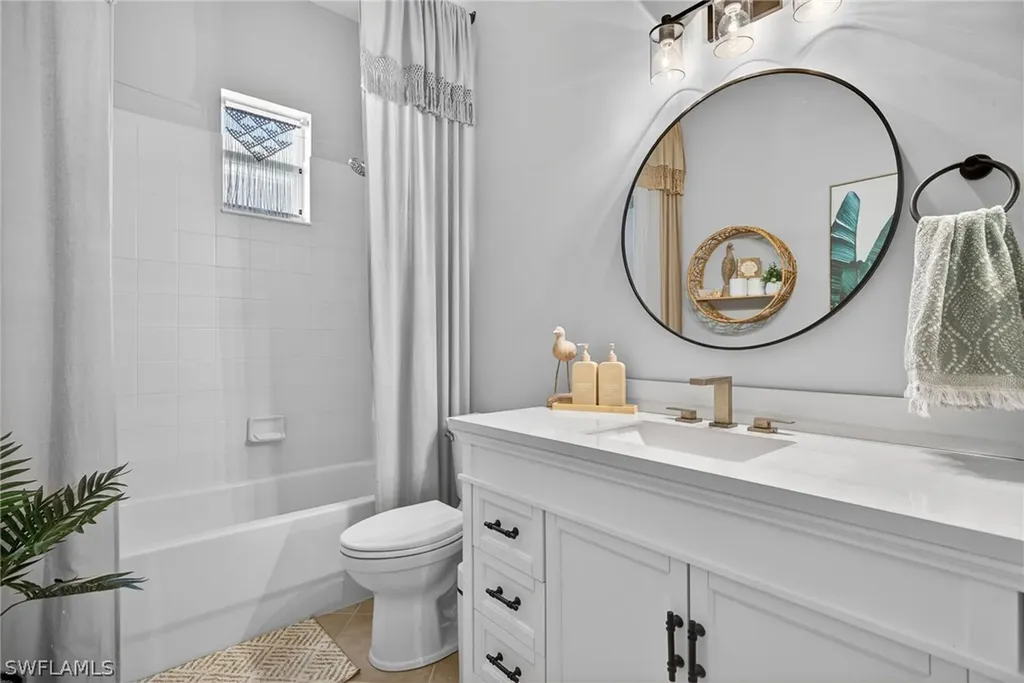8180 Sanctuary Drive Naples FL 34104