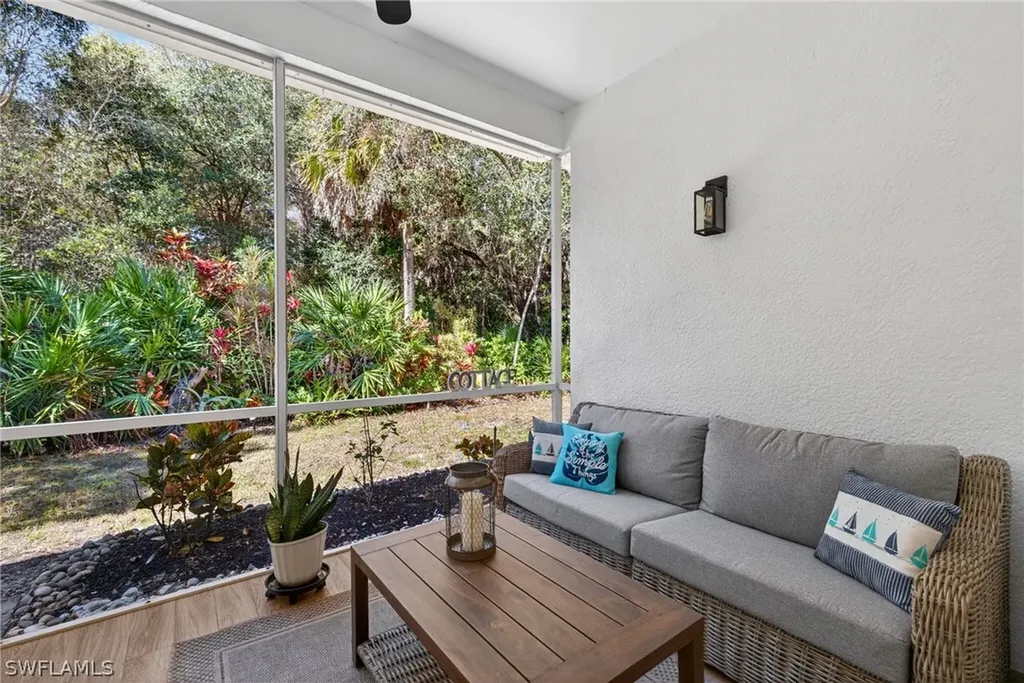 8180 Sanctuary Drive Naples FL 34104
