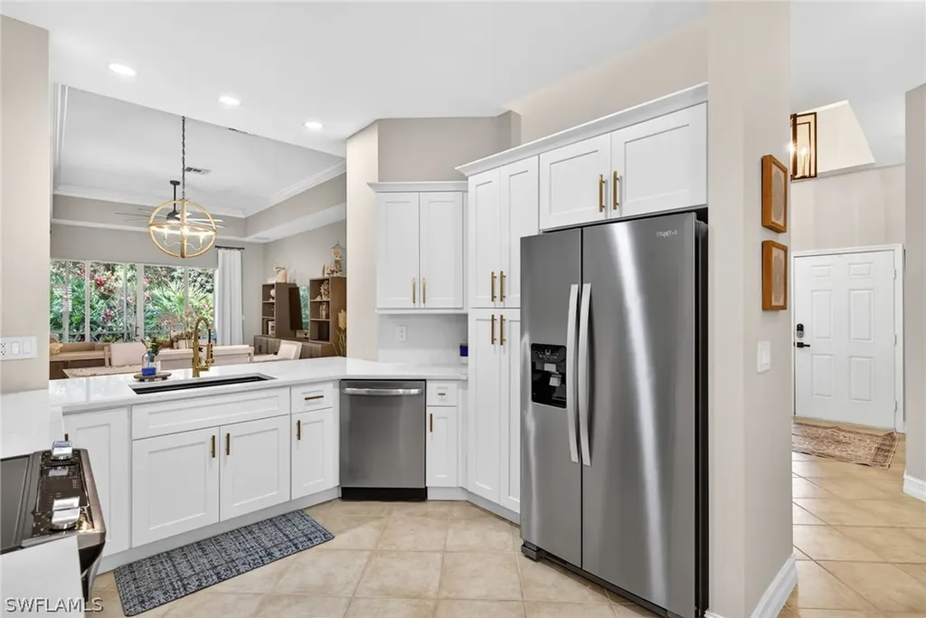 8180 Sanctuary Drive Naples FL 34104