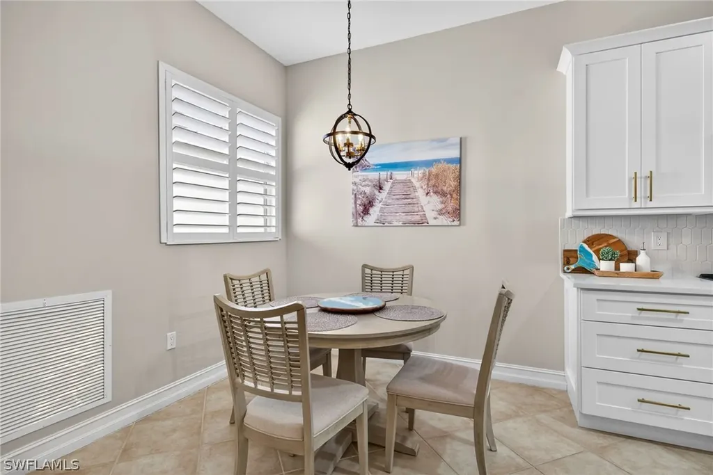8180 Sanctuary Drive Naples FL 34104