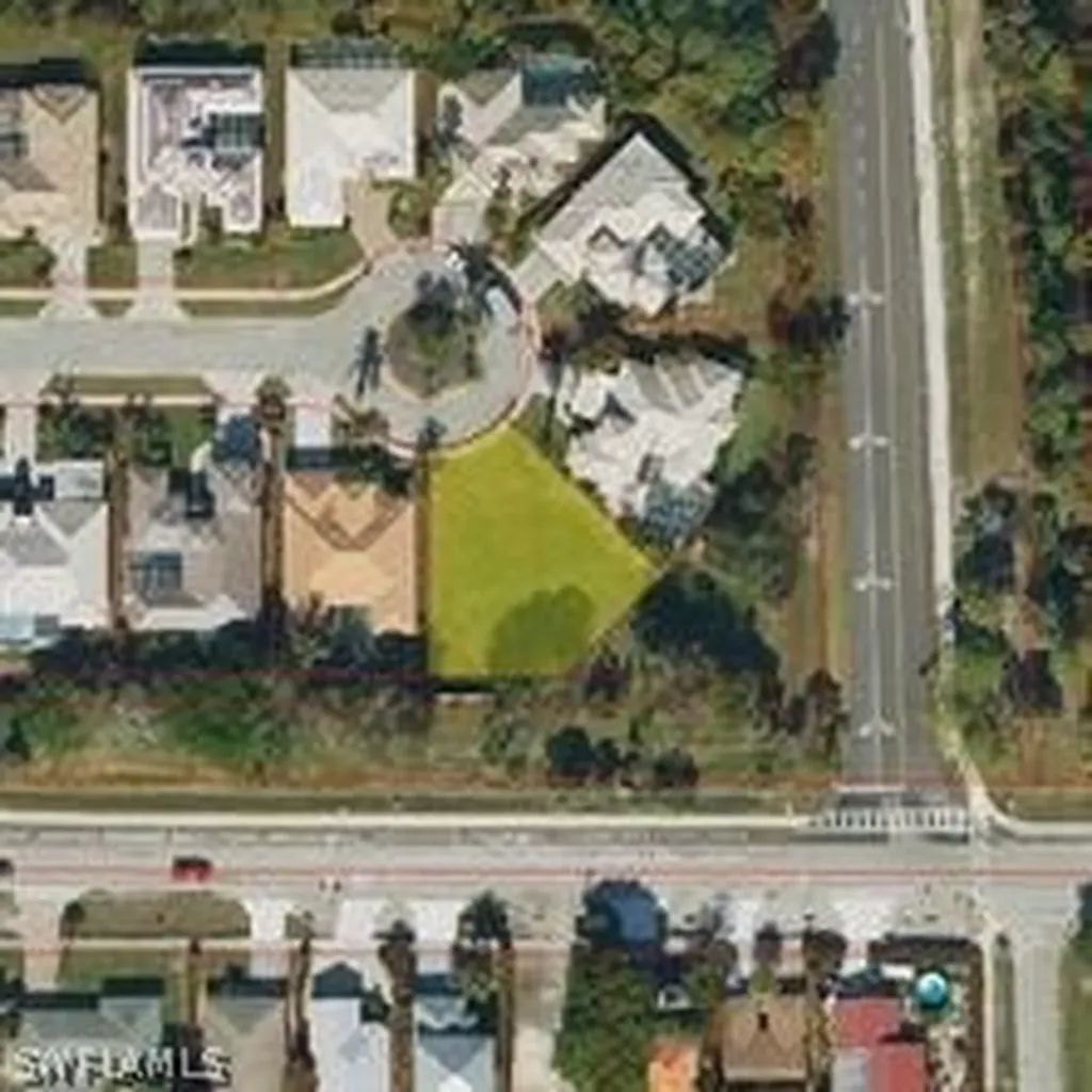 658 Soliel Drive Naples FL 34110