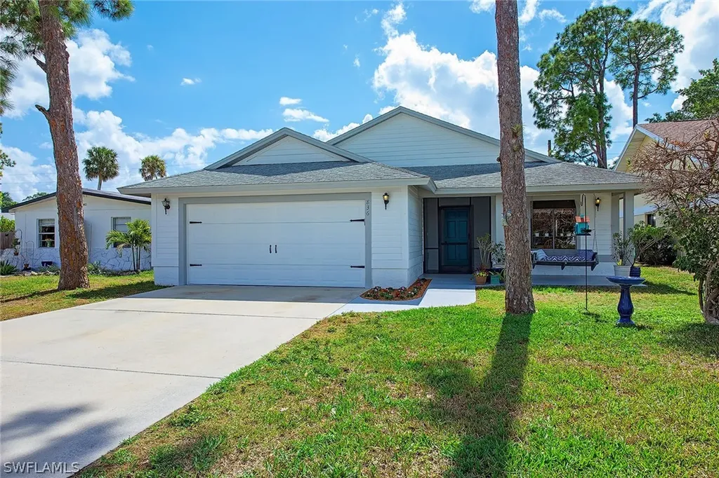 836 102nd Avenue N Naples FL 34108