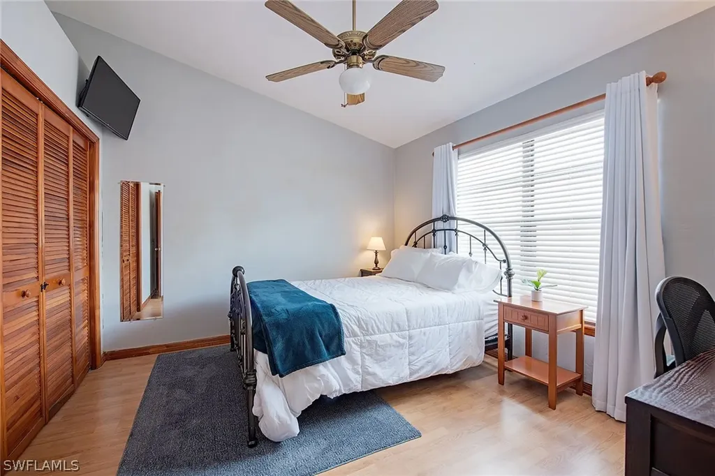 836 102nd Avenue N Naples FL 34108
