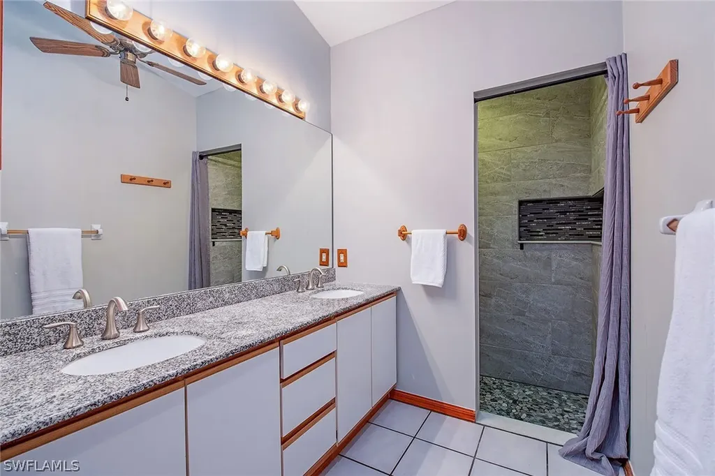 836 102nd Avenue N Naples FL 34108