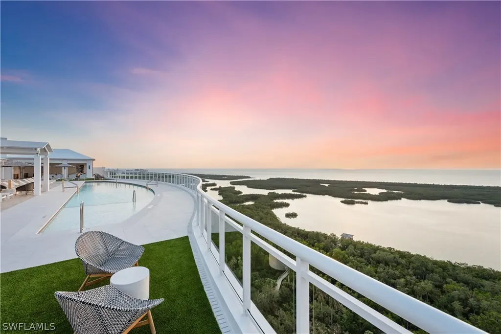 Naples FL, 13935 Old Coast Road, Unit 406