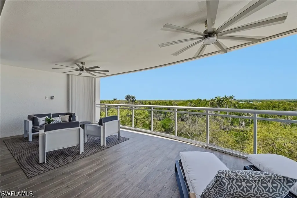 13935 Old Coast Road Naples FL 34110