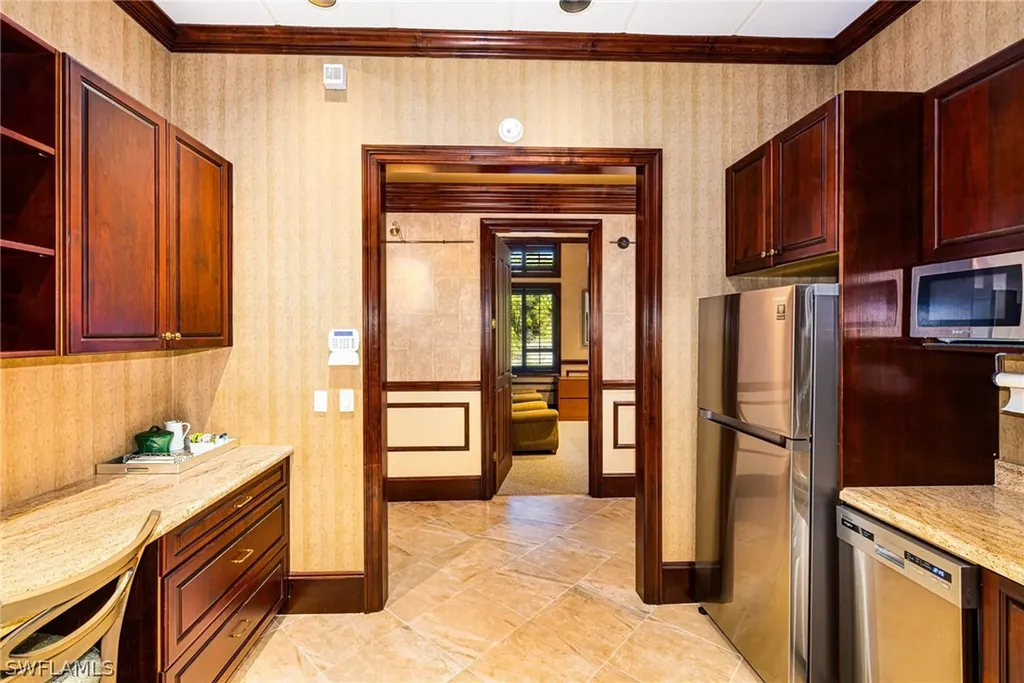 25110 Bernwood Drive Bonita Springs FL 34135