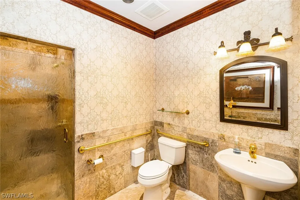 25110 Bernwood Drive Bonita Springs FL 34135