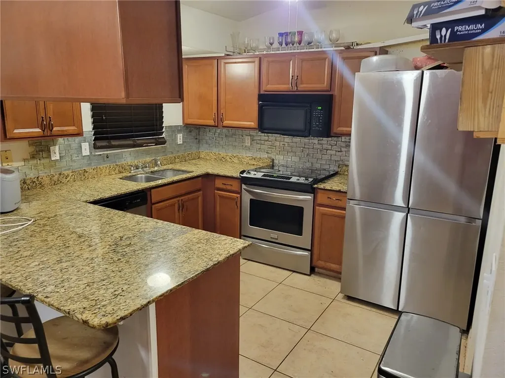 1750 24th Avenue NE Naples FL 34120