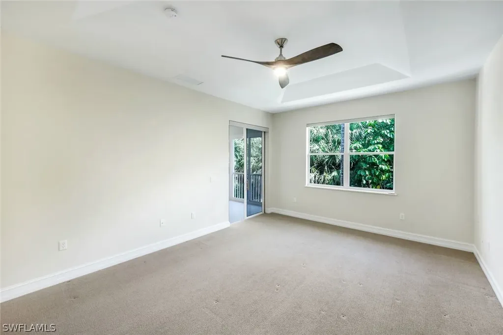 2040 Tarpon Bay Drive N Naples FL 34119