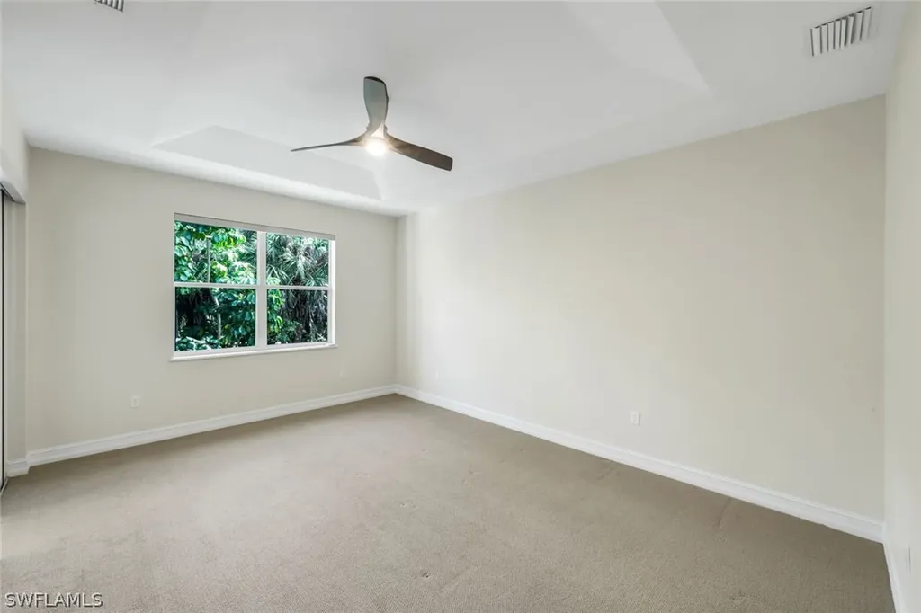 2040 Tarpon Bay Drive N Naples FL 34119