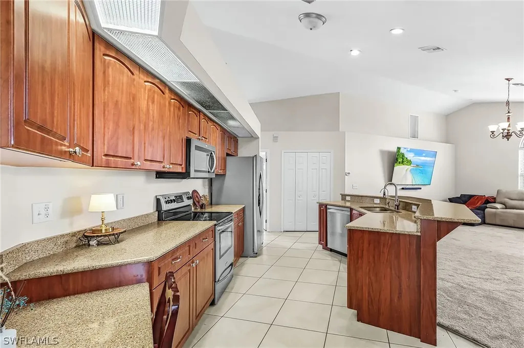 1721 SW 30th Terrace Cape Coral FL 33914
