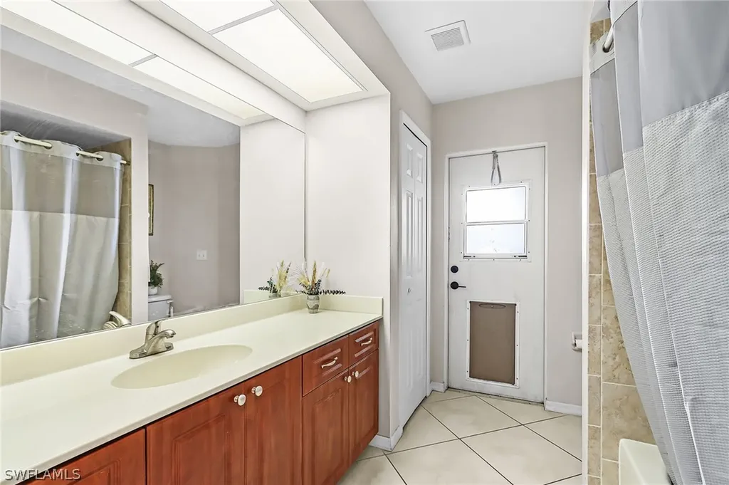 1721 SW 30th Terrace Cape Coral FL 33914