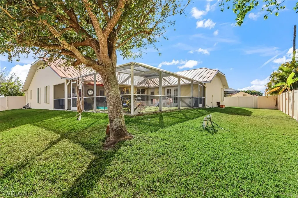 1721 SW 30th Terrace Cape Coral FL 33914