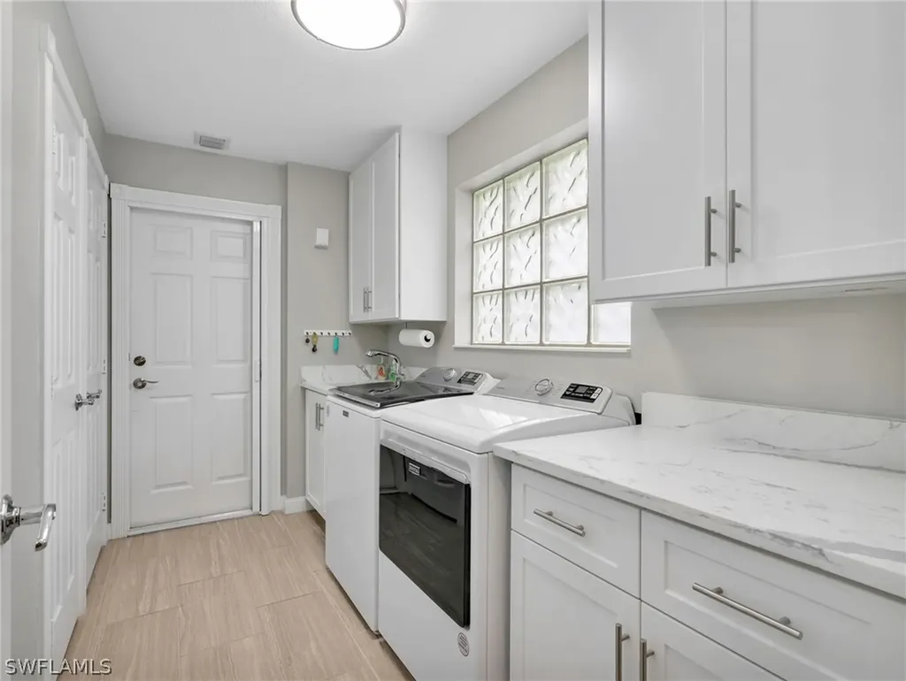 15350 Queen Angel Way Bonita Springs FL 34135