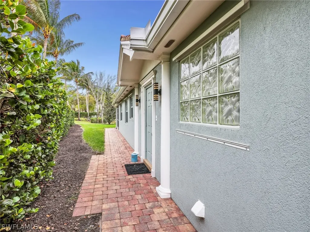 15350 Queen Angel Way Bonita Springs FL 34135