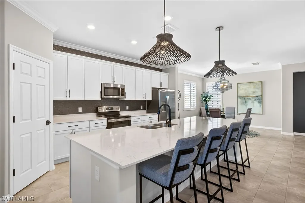 2387 Anguilla Drive Naples FL 34120
