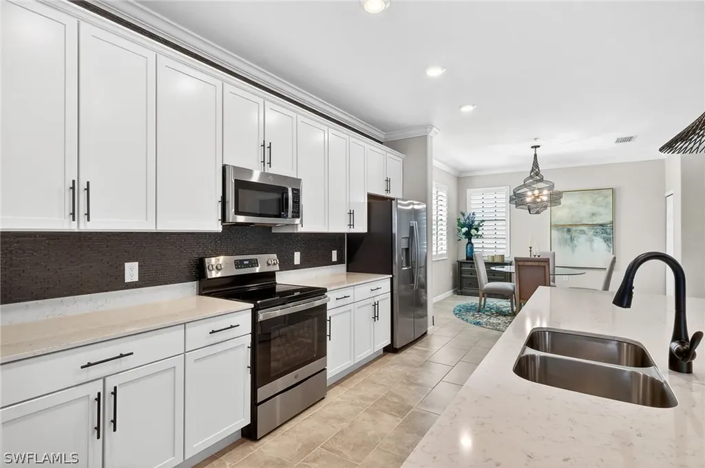 2387 Anguilla Drive Naples FL 34120