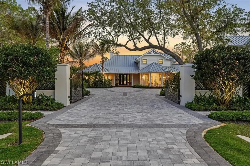 88 Eugenia Drive Naples FL 34108