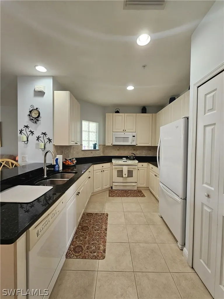 1405 Sweetwater Cove Naples FL 34110