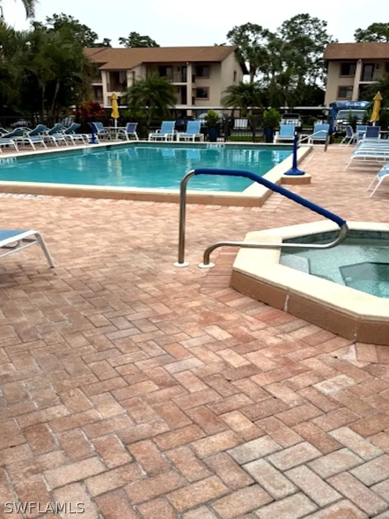 7340 Saint Ives Way Naples FL 34104