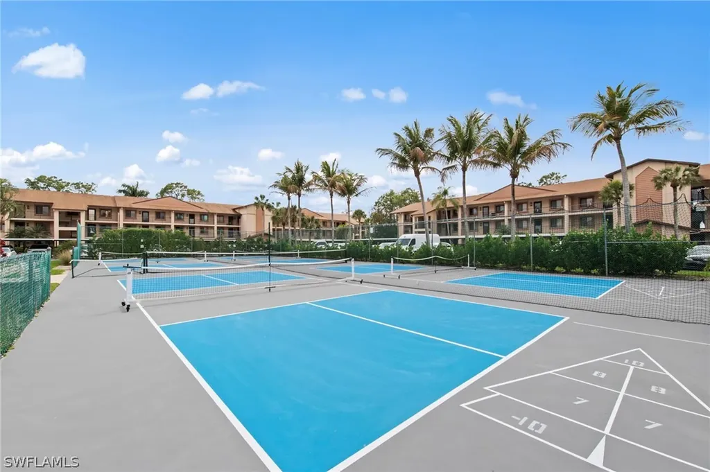 7340 Saint Ives Way Naples FL 34104