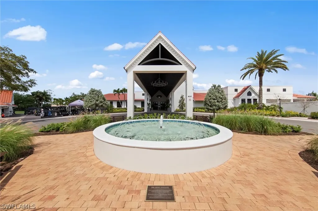 7340 Saint Ives Way Naples FL 34104