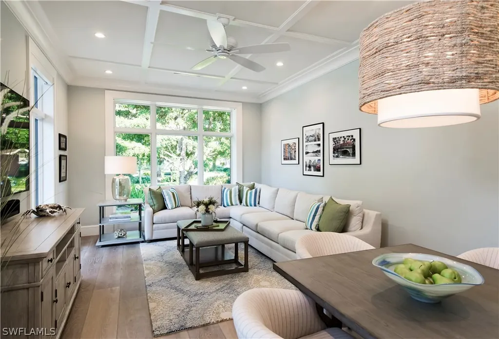 6601 George Washington Way Naples FL 34108