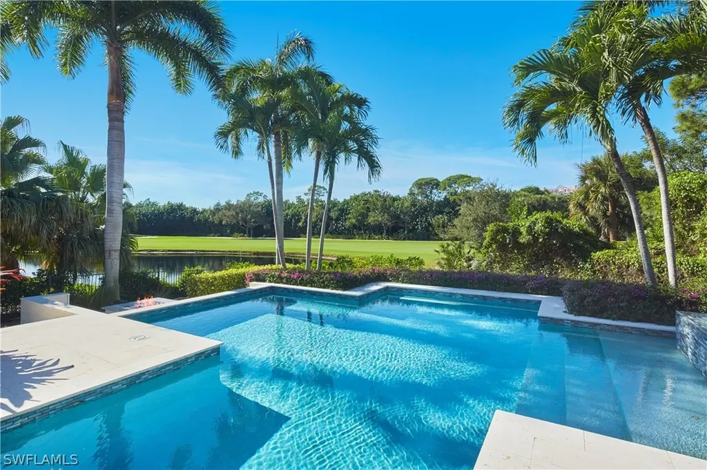 6601 George Washington Way Naples FL 34108