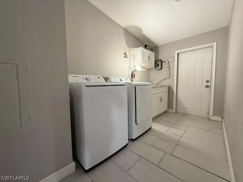 6085 Seashore Drive Atlantis FL 33462