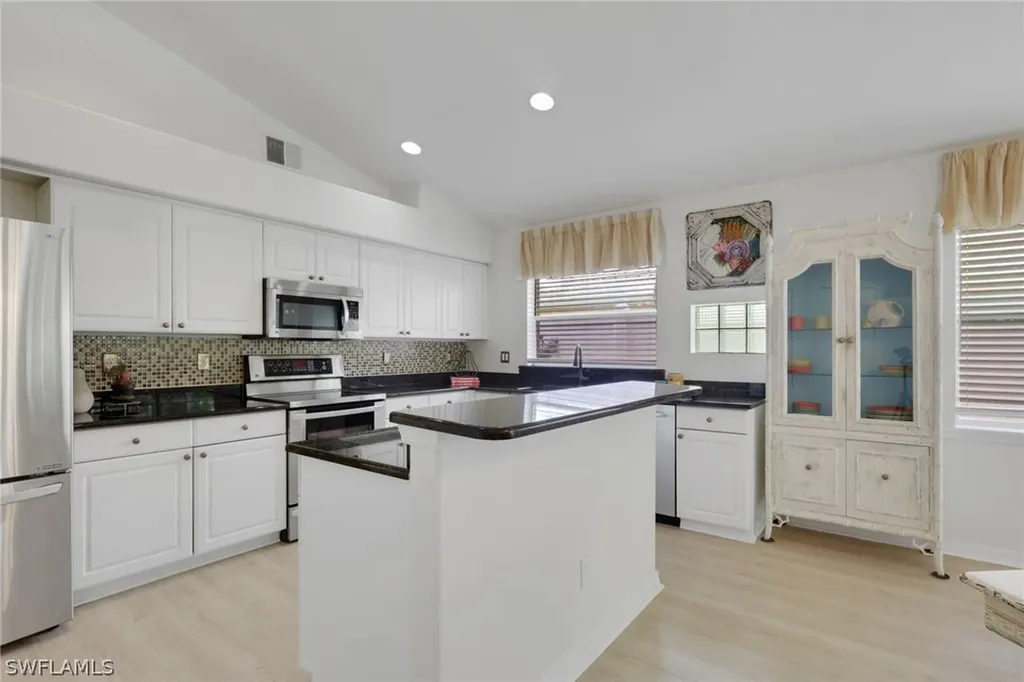 1242 Silverstrand Drive Naples FL 34110