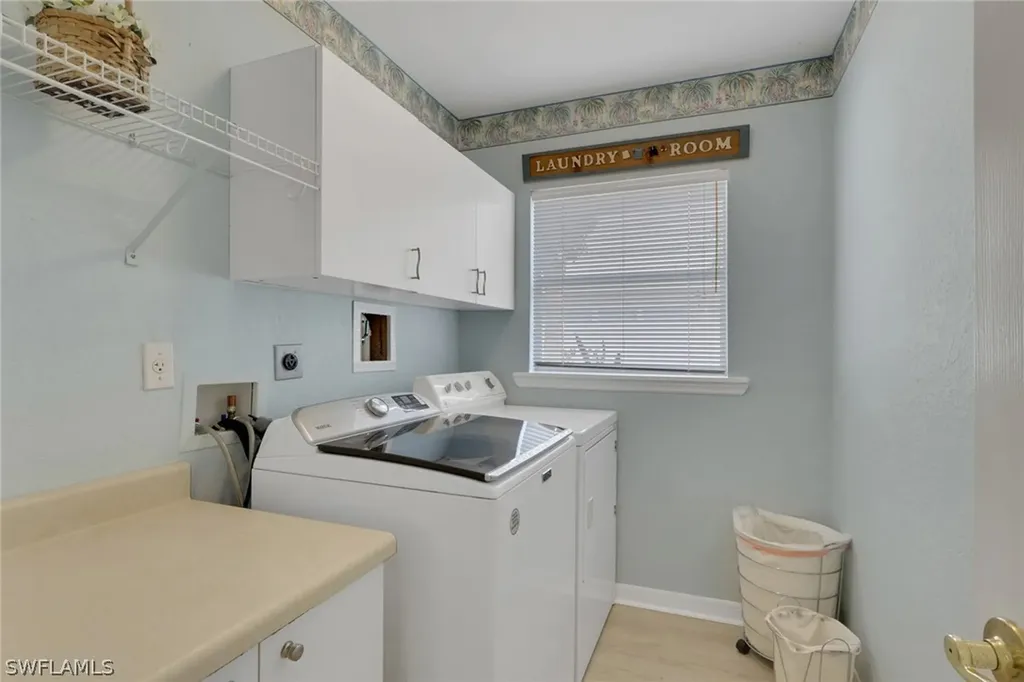 1242 Silverstrand Drive Naples FL 34110