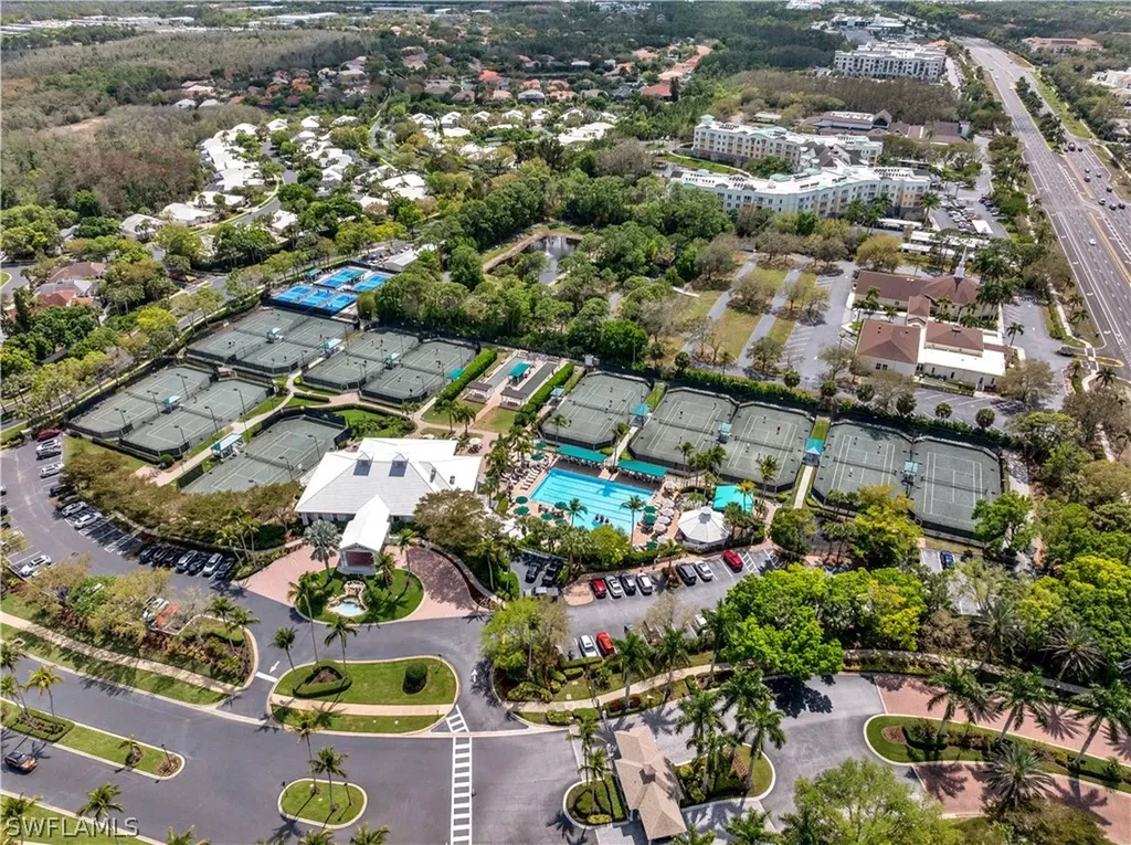 1242 Silverstrand Drive Naples FL 34110