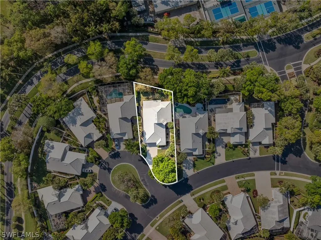 1242 Silverstrand Drive Naples FL 34110