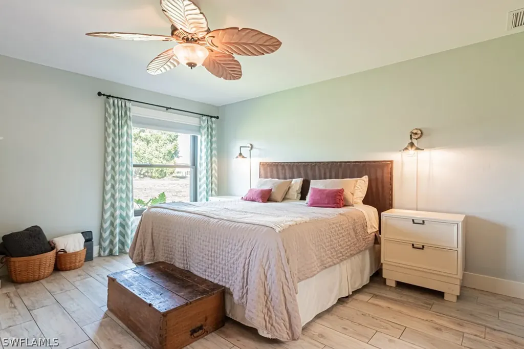 187 Round Key Circle Naples FL 34112