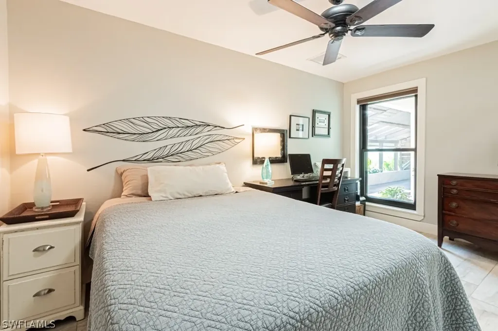 187 Round Key Circle Naples FL 34112