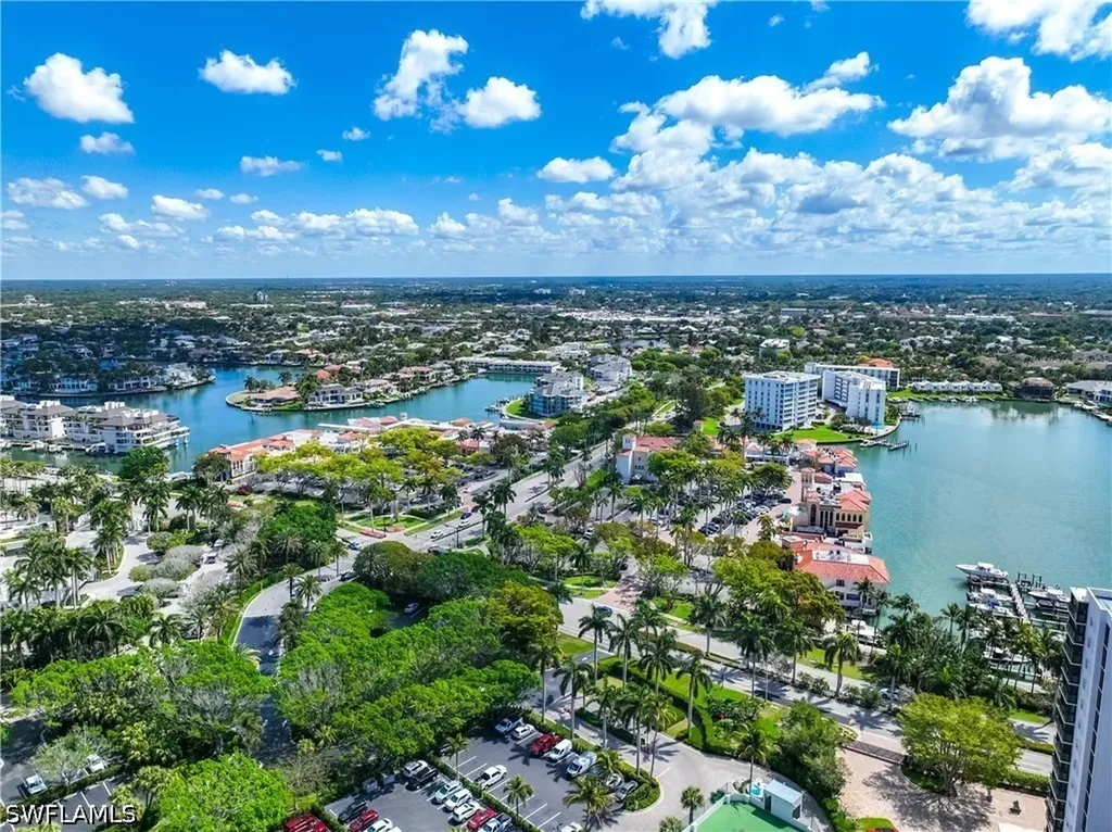 4041 Gulf Shore Boulevard N Naples FL 34103