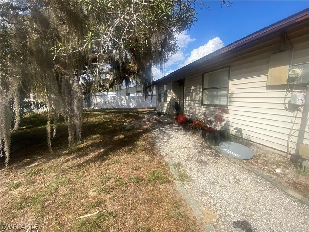 27730 Pierce Avenue Bonita Springs FL 34135
