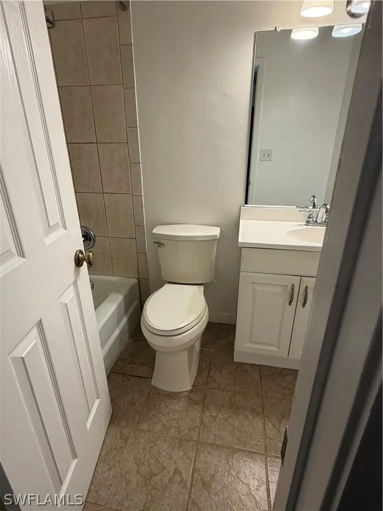 3284 Royal Canadian Trace Fort Myers FL 33907