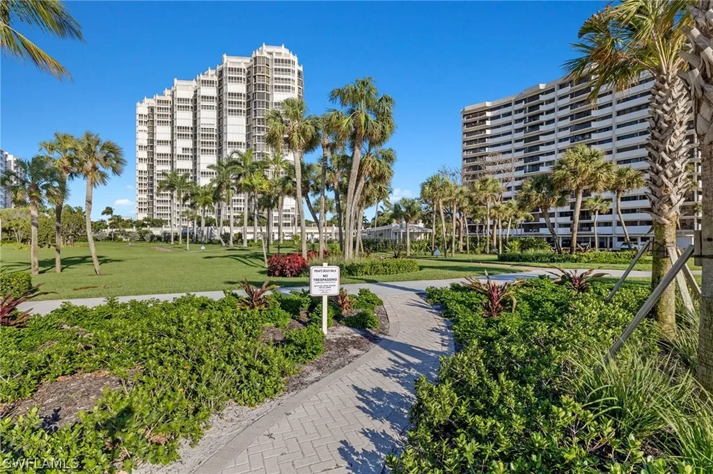 4021 Gulf Shore Boulevard N Naples FL 34103