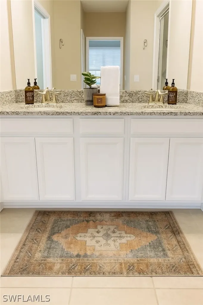 9377 Pocida Court Naples FL 34119