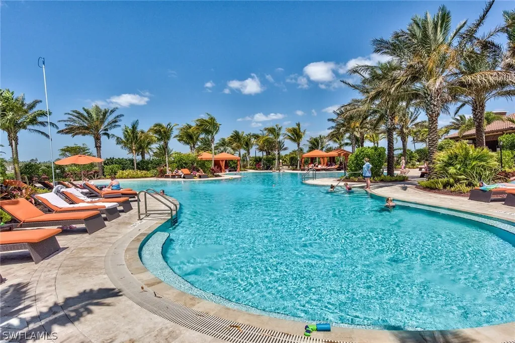9377 Pocida Court Naples FL 34119