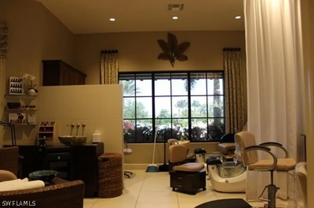 9377 Pocida Court Naples FL 34119